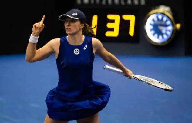 的比赛中展 的比赛中展